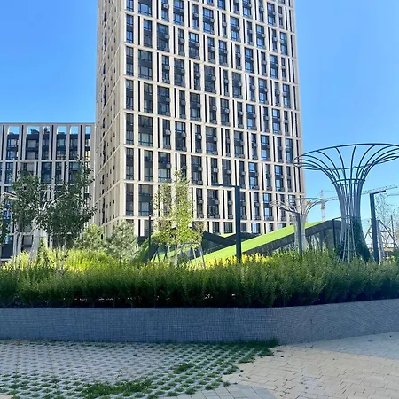 Slavutich Apartments Near Metro Station 基輔 外观 照片