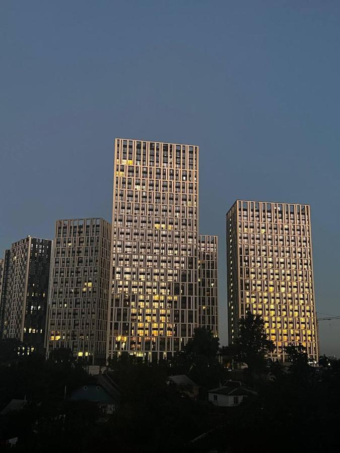 Slavutich Near Metro Station Apartment *